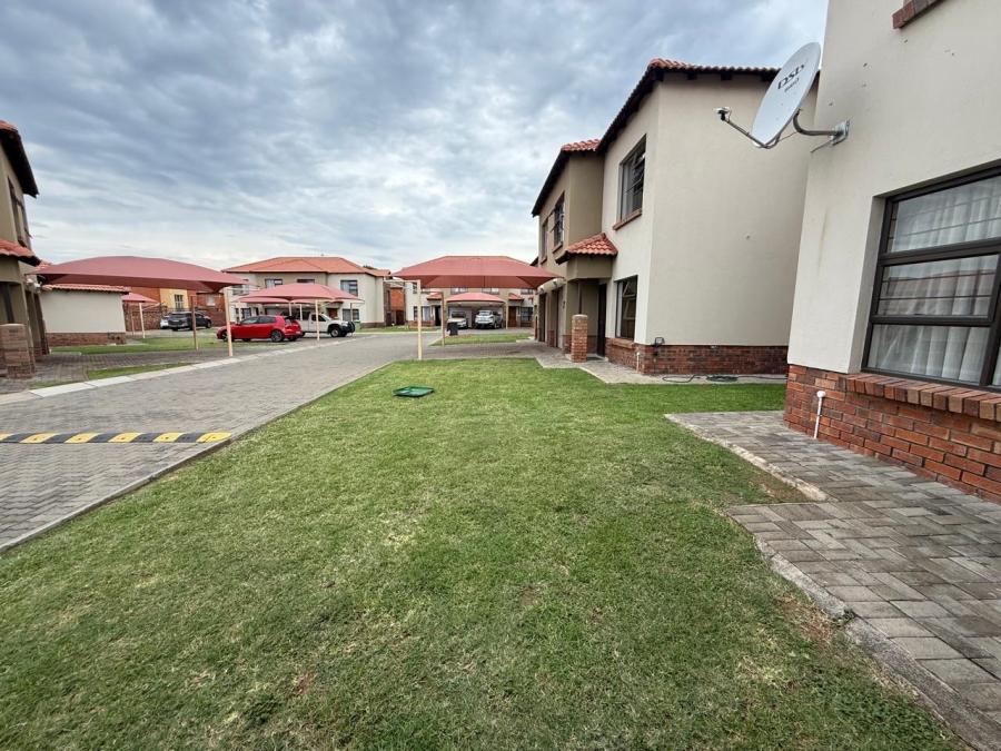 3 Bedroom Property for Sale in Waterval East North West